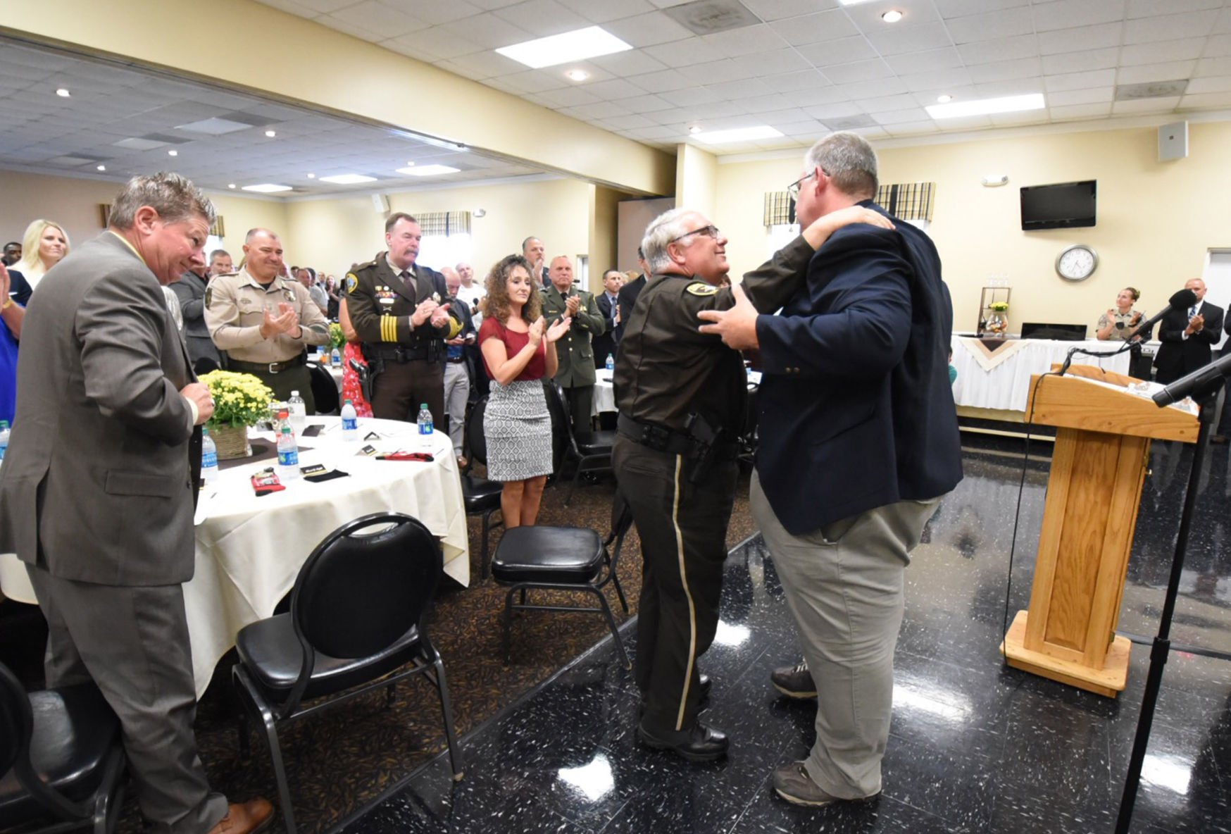 Buffet_Howard 6 09.16.17.JPG